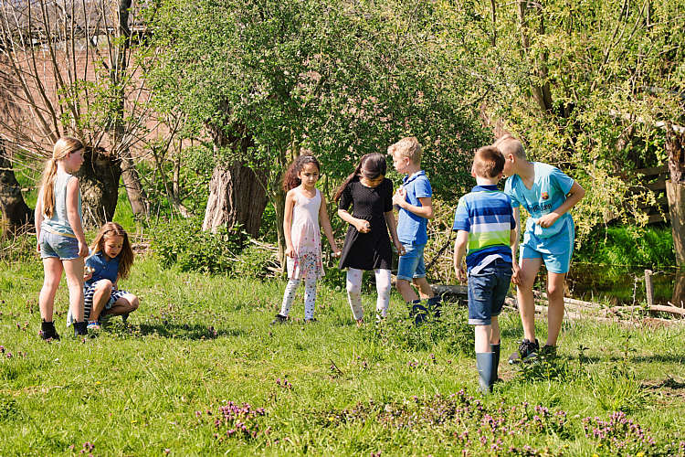Paaseieren zoeken met en door speeltuinvereniging Wildebras_22